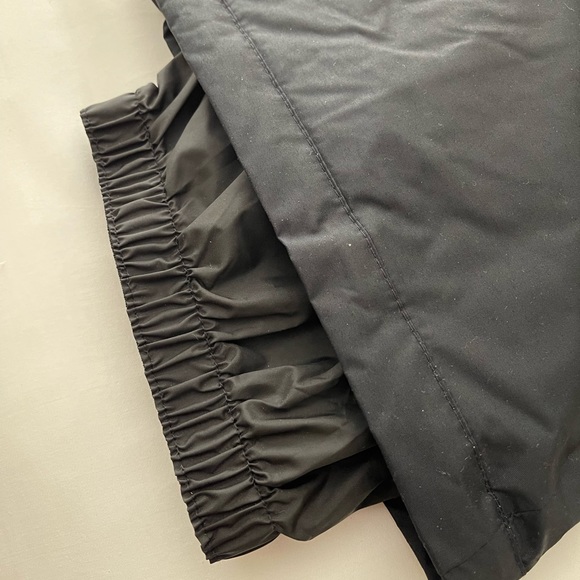 NEW! Columbia Women’s Black Chestnut Mountain Pant (size regular M medium) - Picture 3 of 10